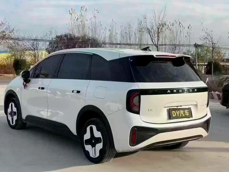 极狐汽车考拉 内饰前排