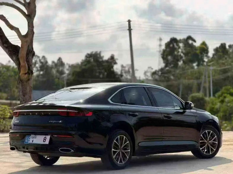 吉利星瑞 后面外观三