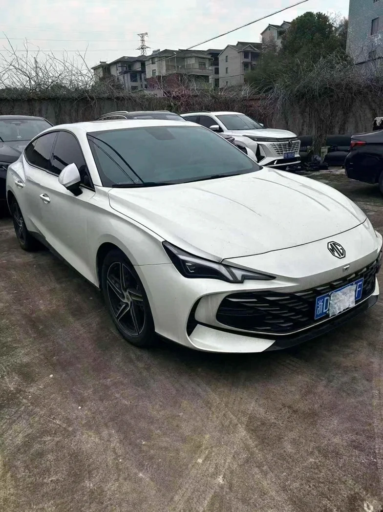 名爵7 正面外观三