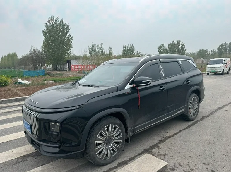 奇瑞捷途 后面外观一