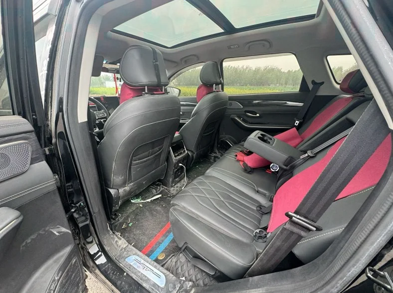 奇瑞捷途 驾驶室