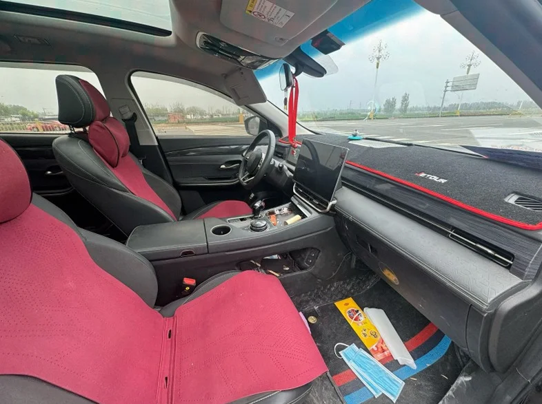 奇瑞捷途 内饰后排