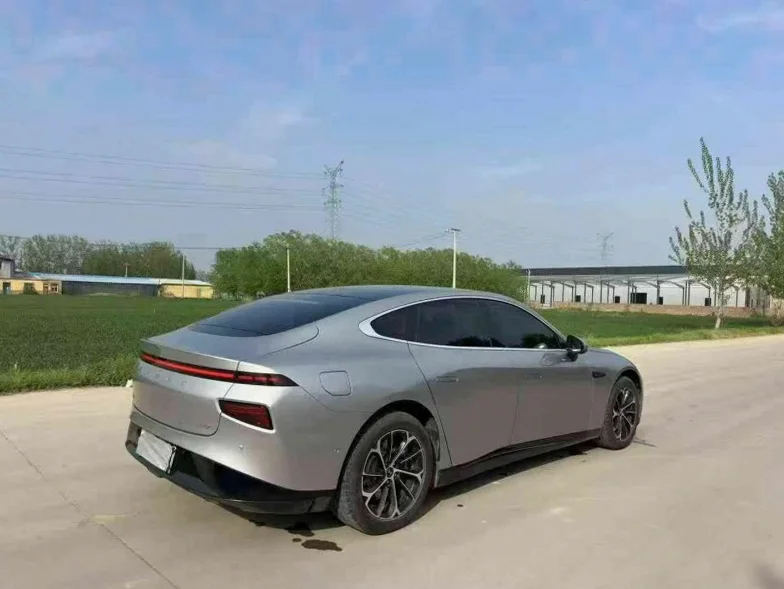 小鹏汽车p7 驾驶室