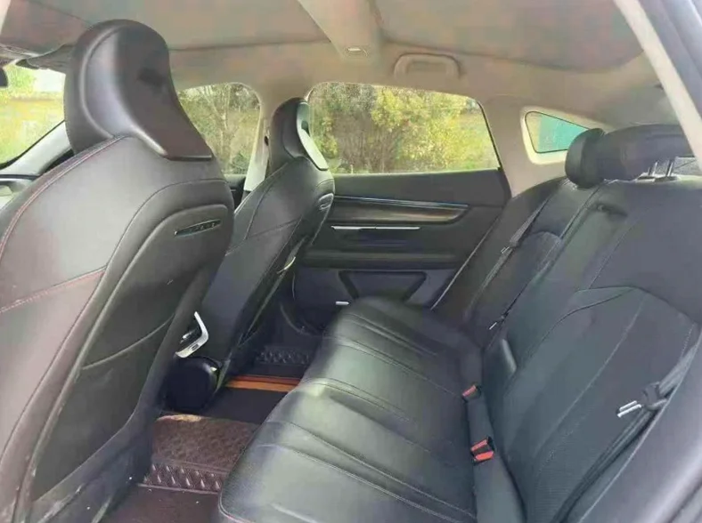 小鹏汽车p7 后面外观二