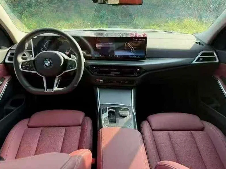 宝马3系 后面外观二