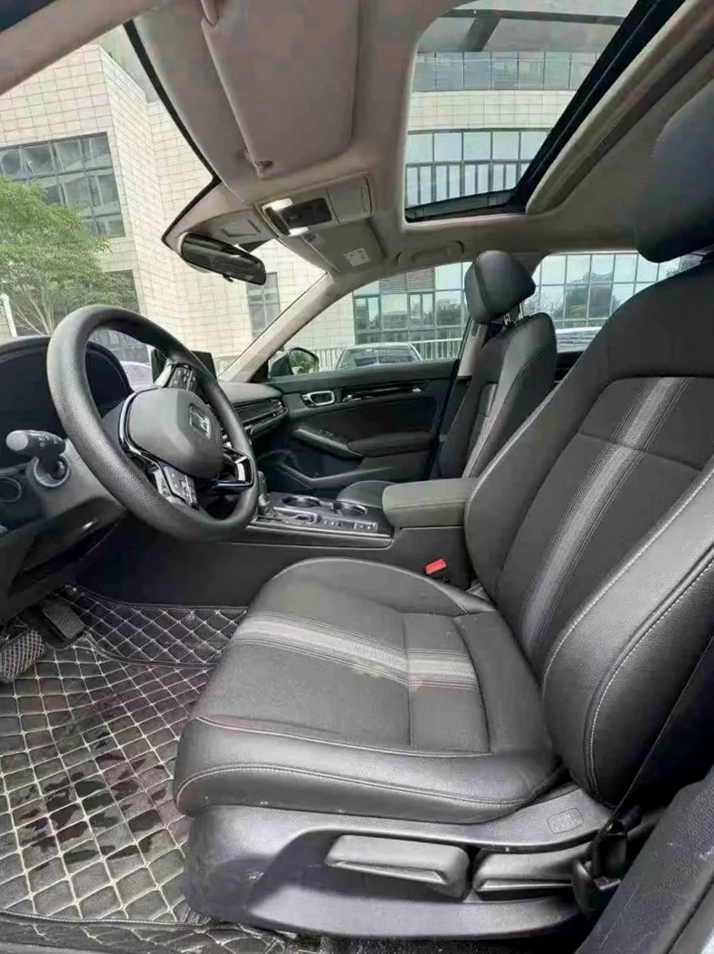 本田思域 后面外观三