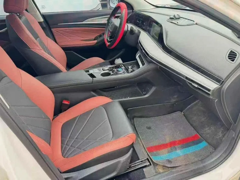 长安汽车逸动 后面外观二