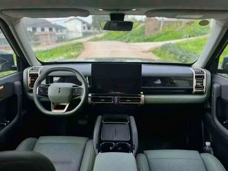 奇瑞ICAR 后面外观二