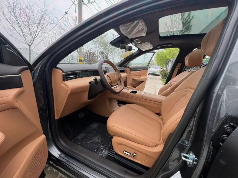 风神东风 后面外观二