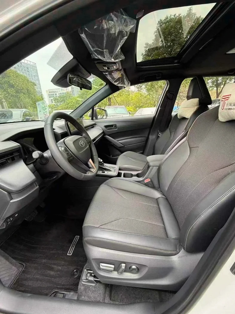 丰田卡罗拉 后面外观一