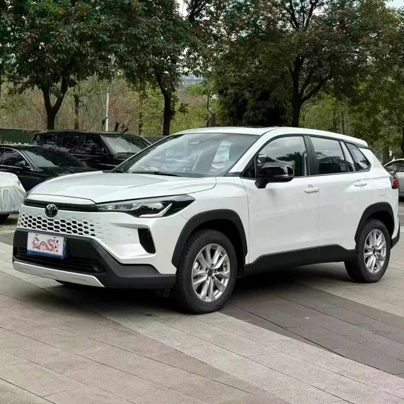 丰田卡罗拉 正面外观二