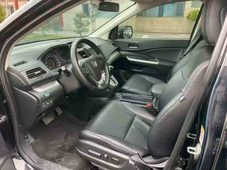 本田CRV 后面外观三