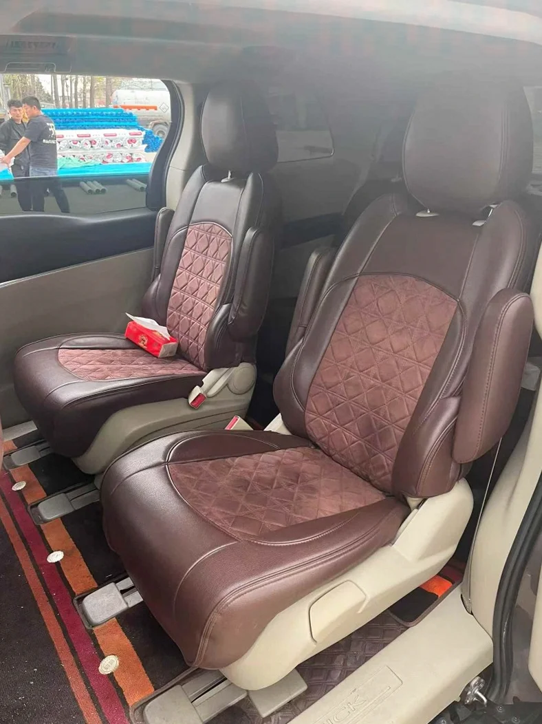 别克GL8 后面外观二