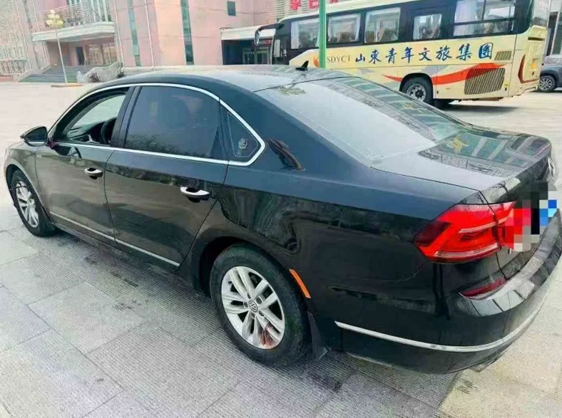 大众帕萨特 内饰前排