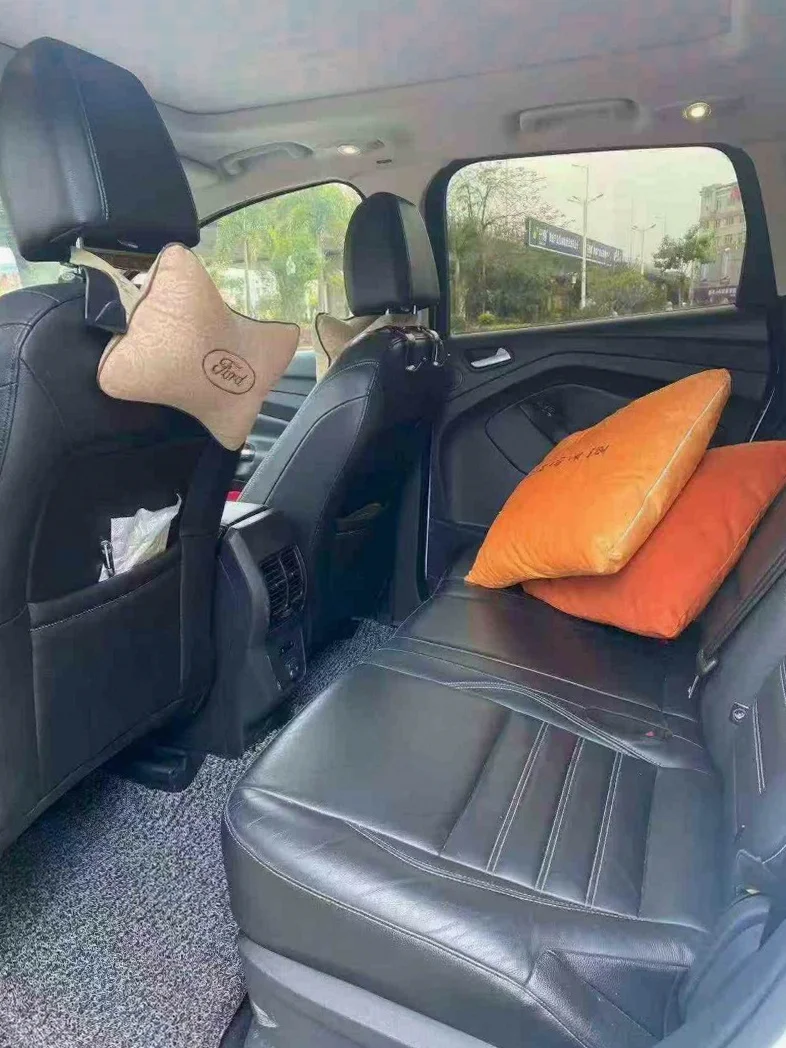 福特翼虎 后面外观一