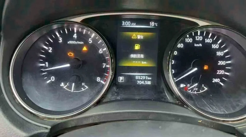 日产奇骏 后面外观三