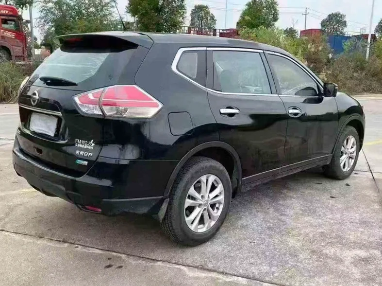 日产奇骏 驾驶室