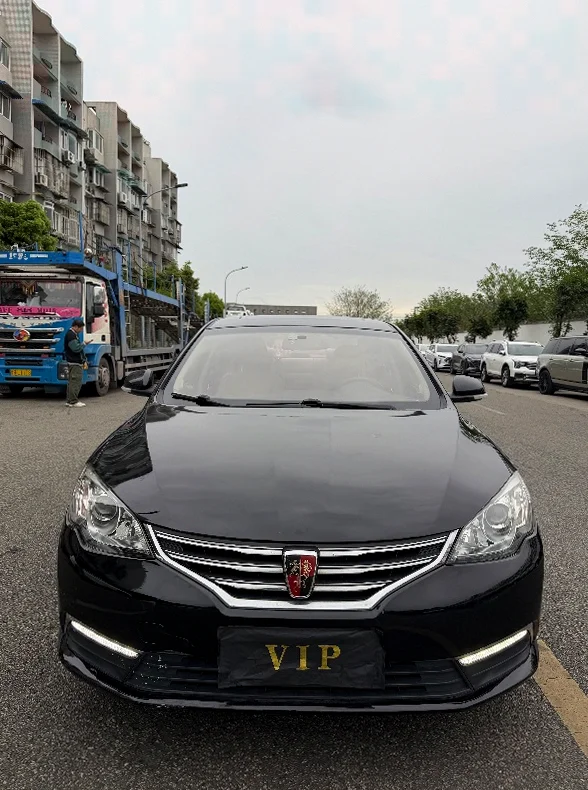 17年荣威360 1.6L自动挡带天窗