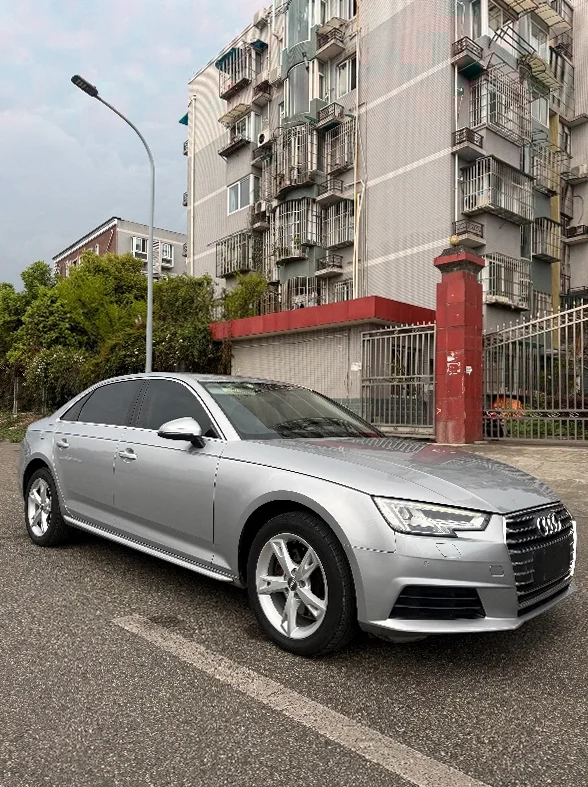 奥迪A4L 正面外观二