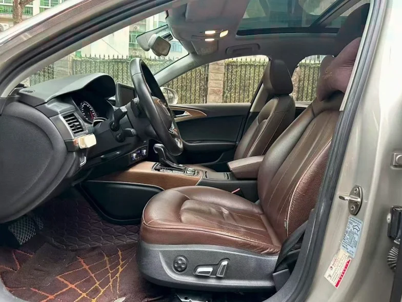 奥迪A6L 后面外观一