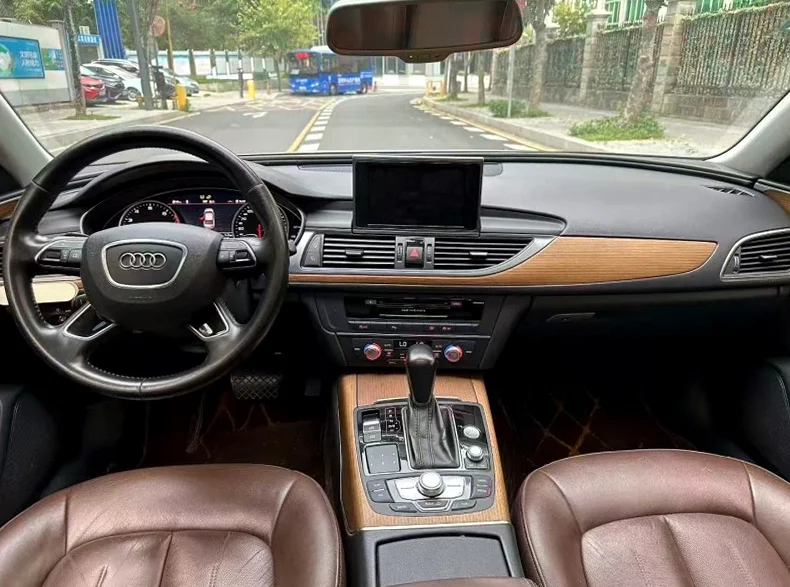 奥迪A6L 后面外观二