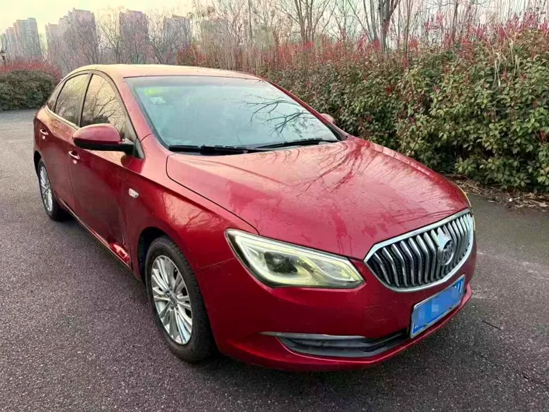 别克英朗 正面外观二