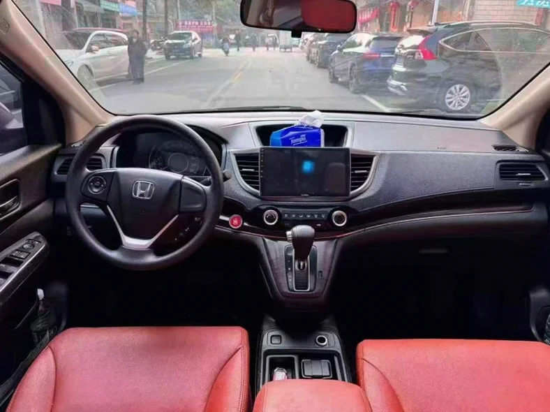 本田CRV 后面外观三