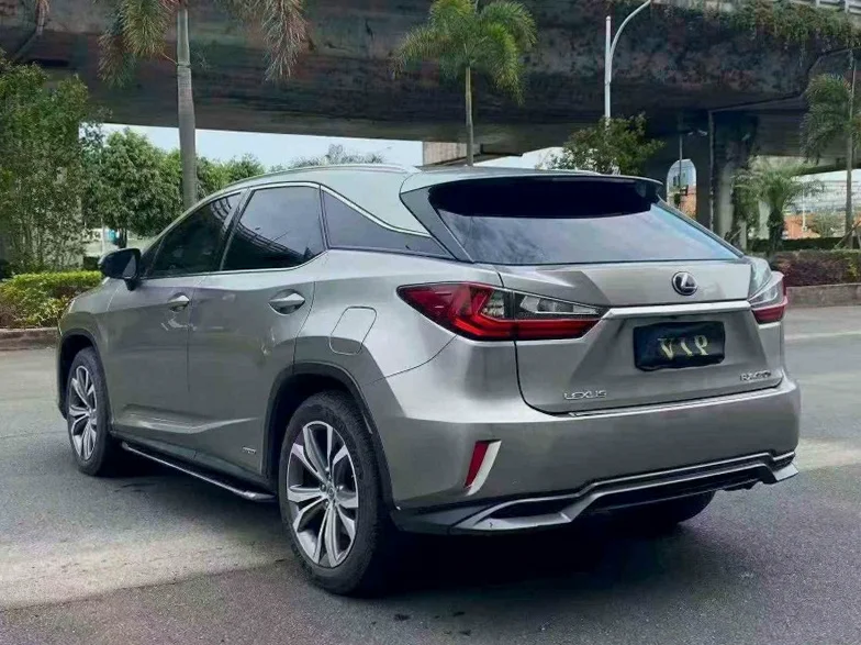 雷克萨斯RX 驾驶室