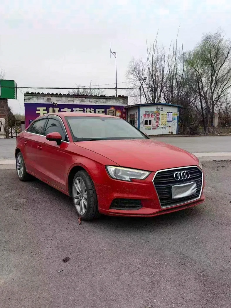 奥迪A3 正面外观二