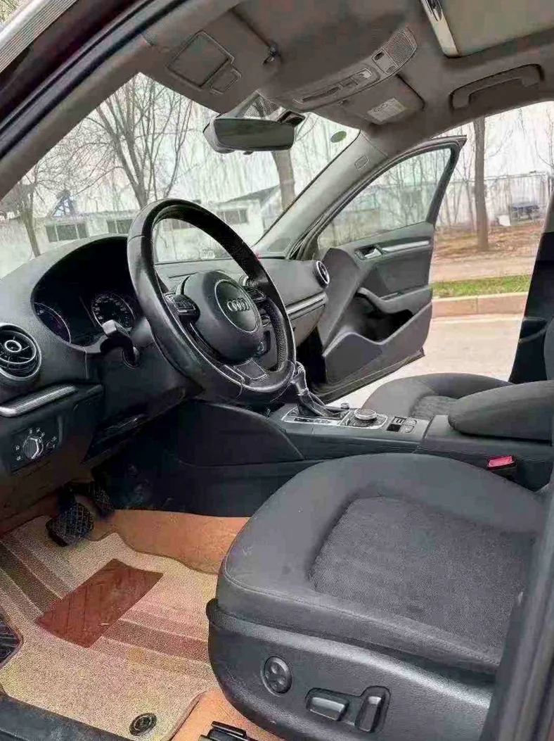 奥迪A3 后面外观三