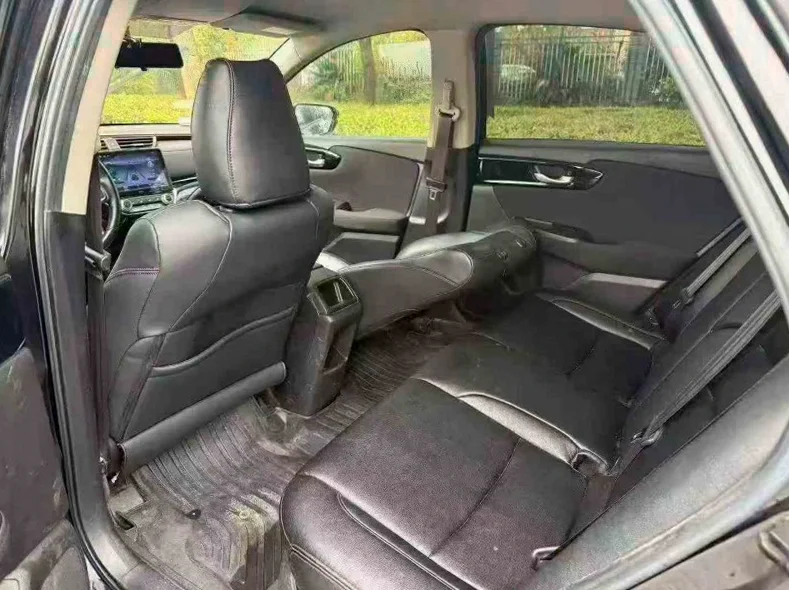 本田凌派 后面外观一