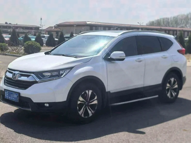 本田CRV 正面外观二