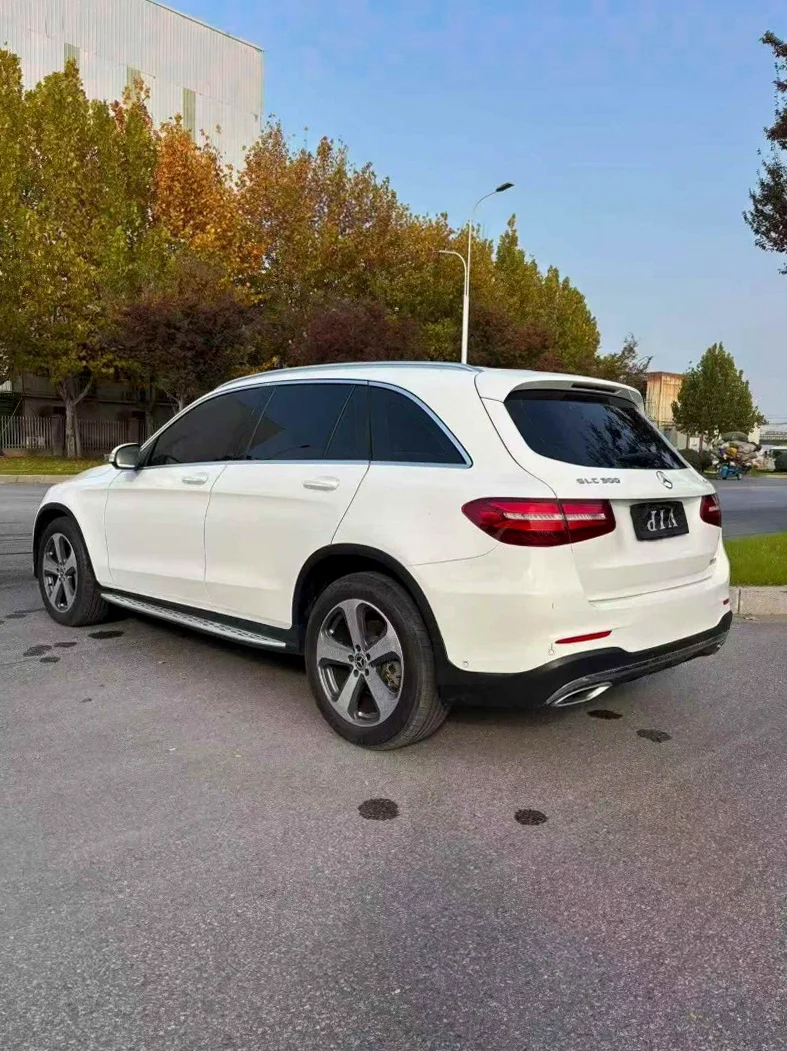 奔驰GLC 内饰后排