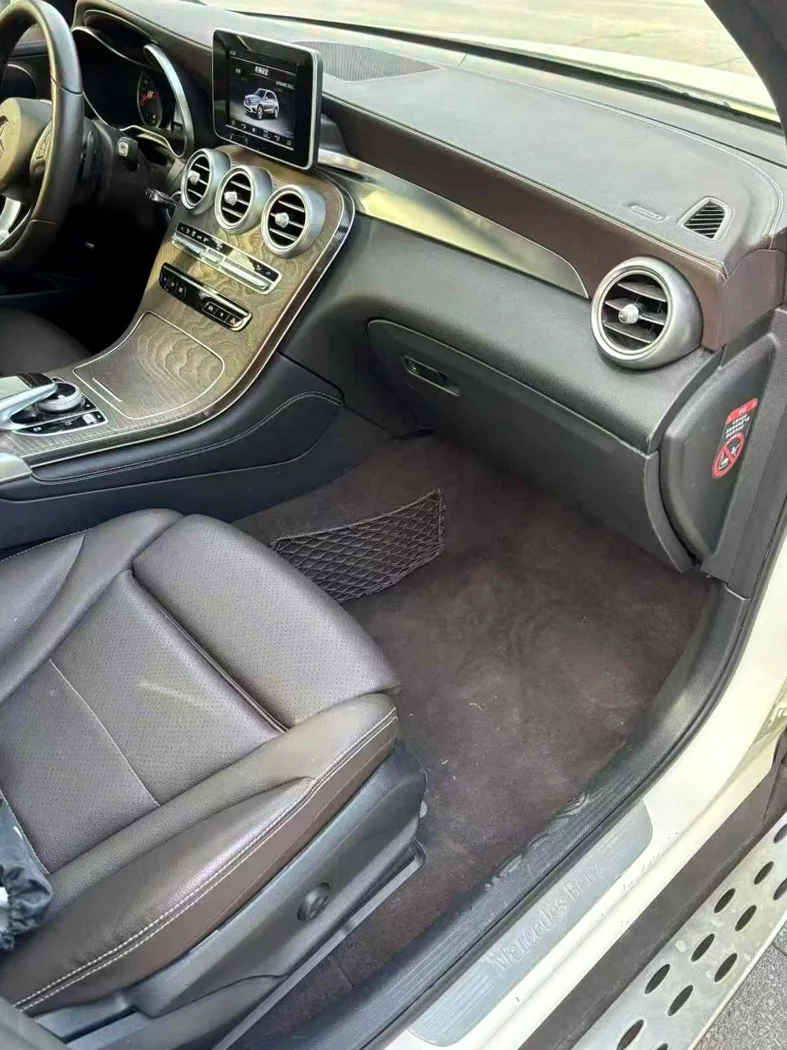 奔驰GLC 后面外观二