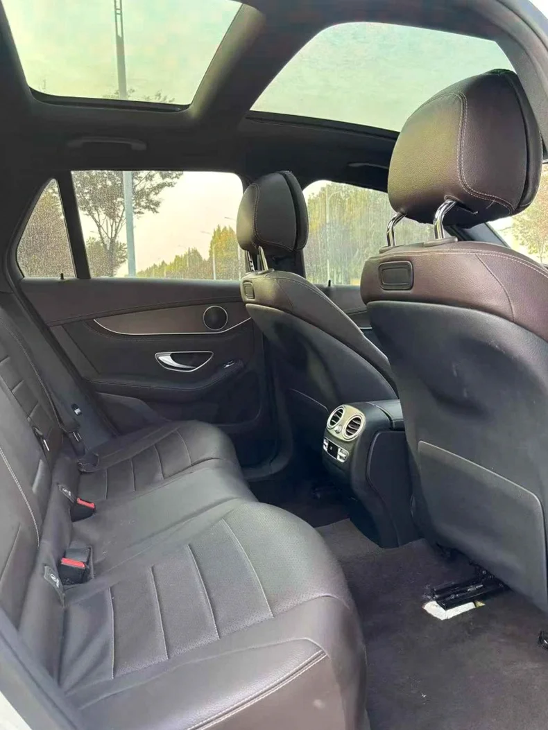 奔驰GLC 正面外观三