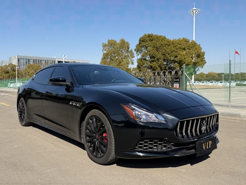 玛莎拉蒂总裁 正面外观二