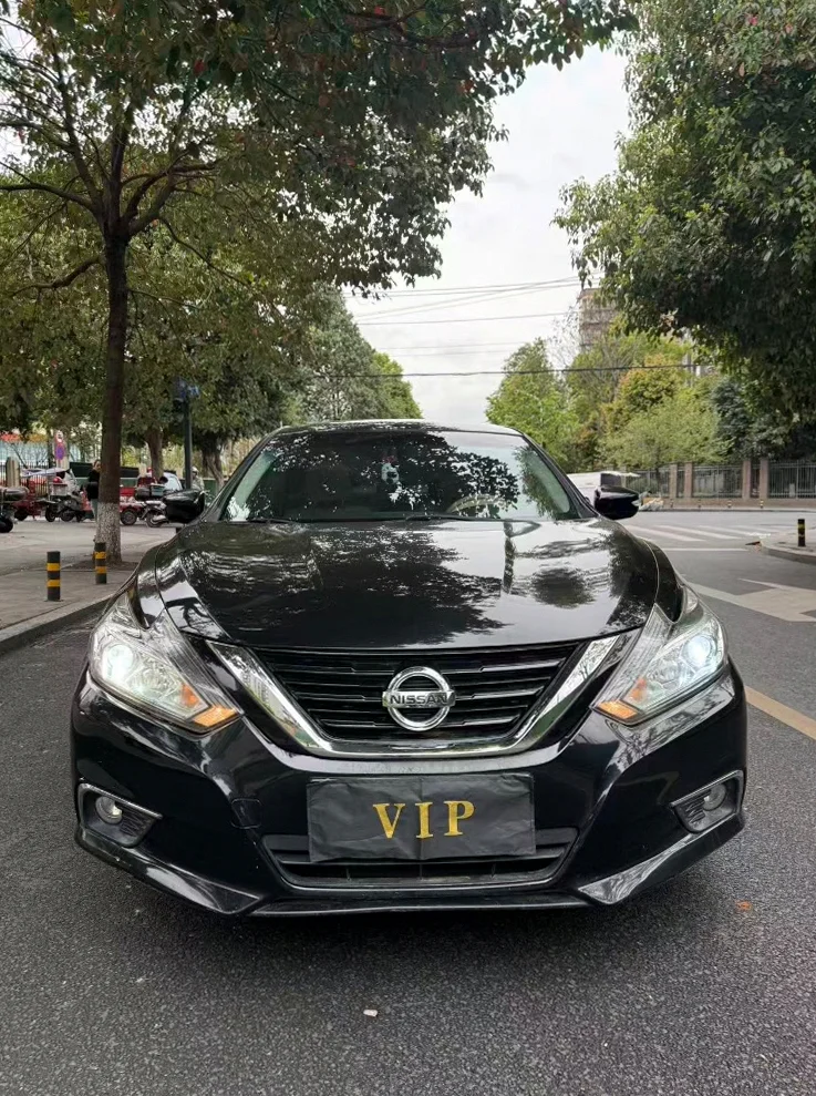 18年日产天籁2.0L自动挡