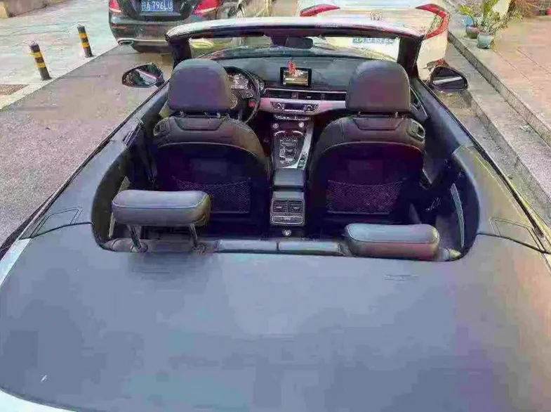 奥迪A5 后面外观二