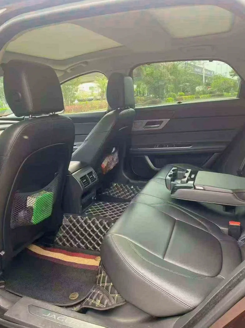 捷豹XFL 后面外观二