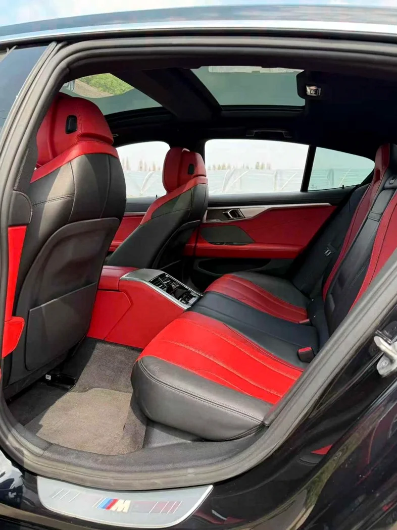 宝马8系 后面外观二