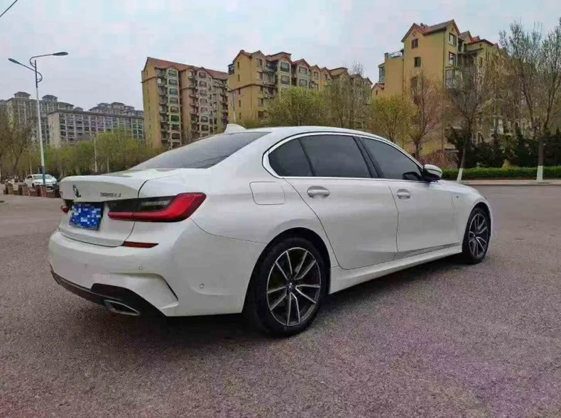 宝马3系 内饰后排