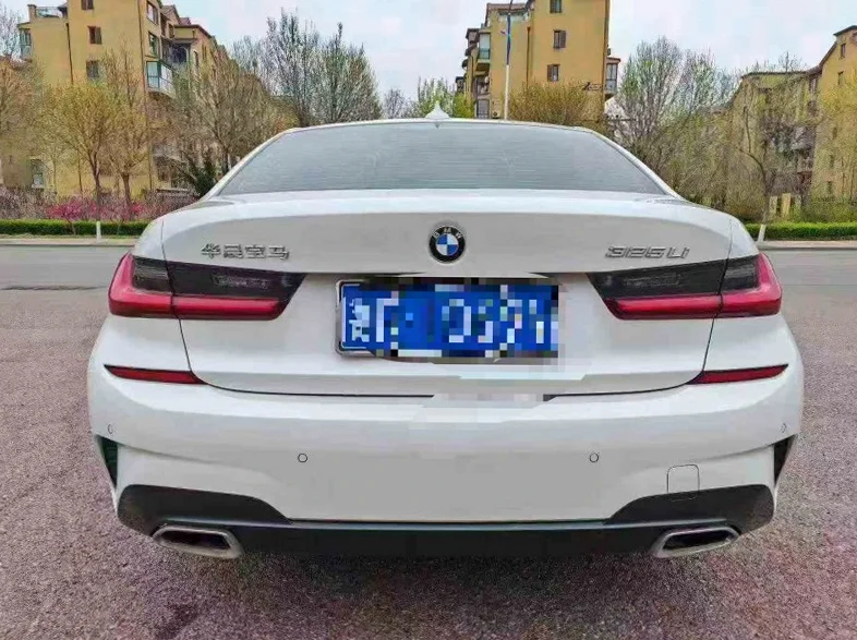 宝马3系 驾驶室