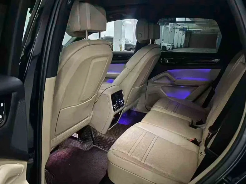 保时捷卡宴 后面外观二