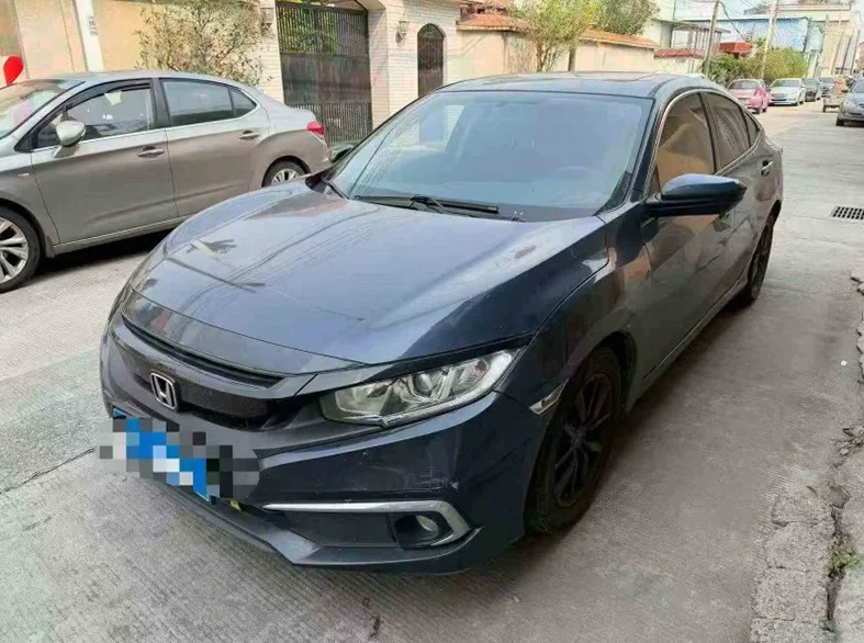 本田思域 正面外观二