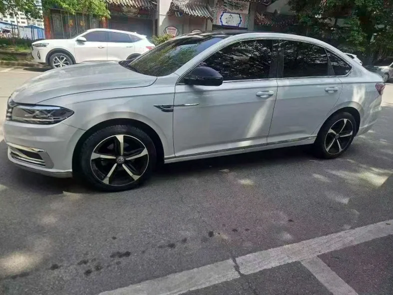 大众朗逸 正面外观三