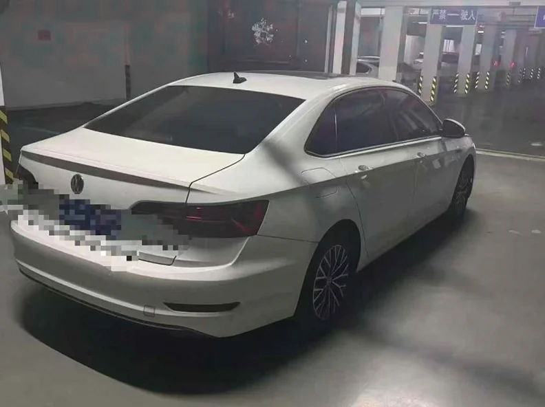 大众速腾 内饰前排