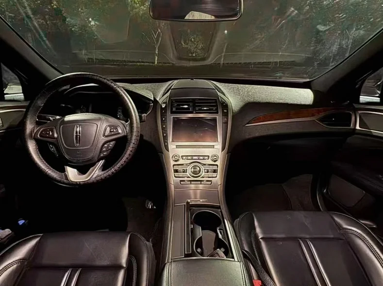 林肯MKZ 后面外观三