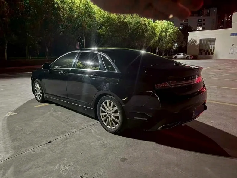 林肯MKZ 内饰前排