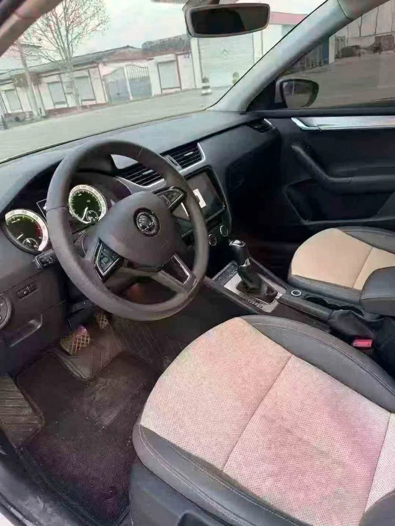 斯柯达明锐 正面外观三