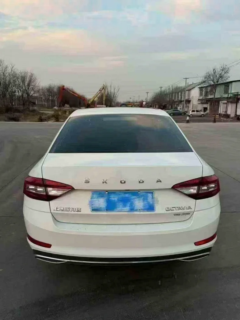 斯柯达明锐 内饰后排